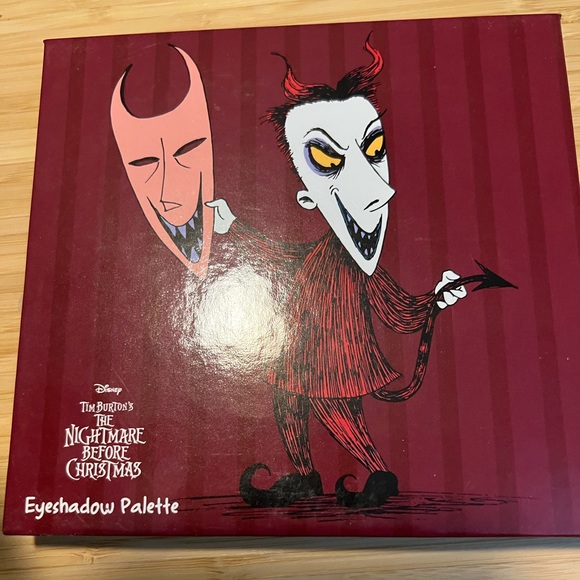The Nightmare Before Christmas: Lock, Shock and Barrel eyeshadow palettes. New! - Picture 5 of 8